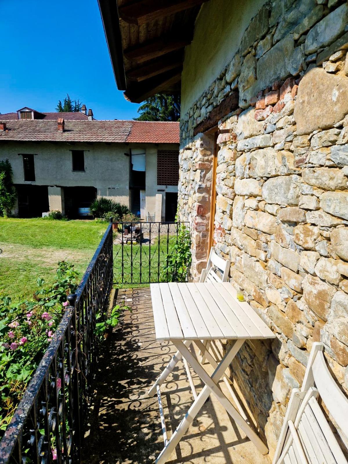 B&B Barbaia Levice 外观 照片