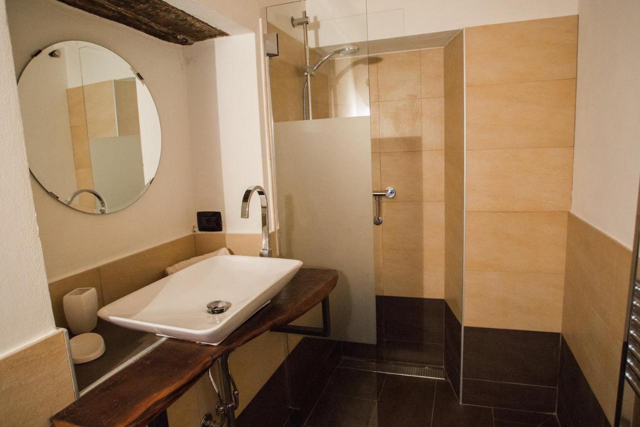 B&B Barbaia Levice 外观 照片