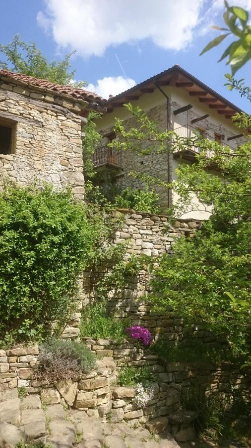 B&B Barbaia Levice 外观 照片